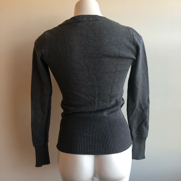 5/$25 ZARA Grey V neck long sleeve knit Sweater - Picture 3 of 4